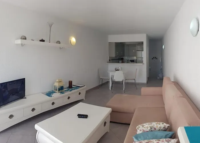 Bungalow Club Atlantis アパート アデヘ