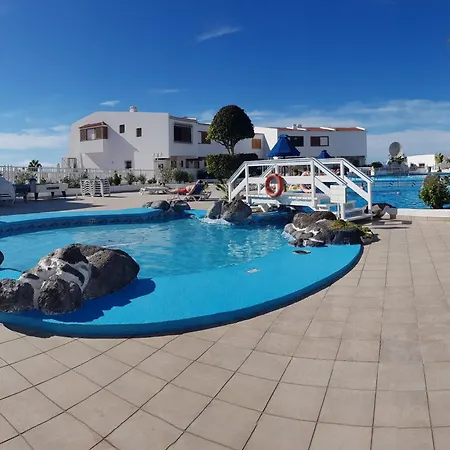 Bungalow Club Atlantis شقة *